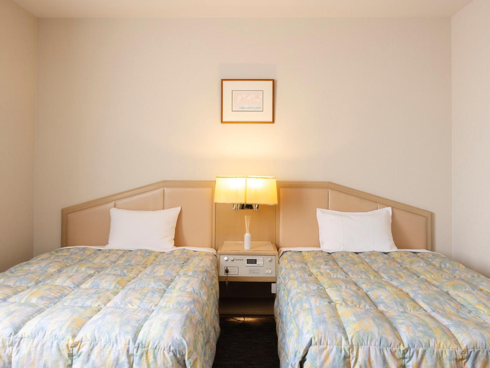 Tsubamesanjo Washington Hotel Zewnętrze zdjęcie